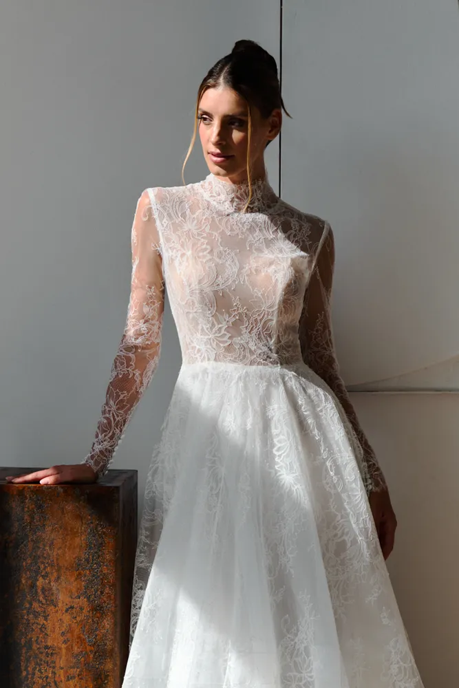 Bild 4 des Brautkleid AMY LOVE - Aire B (auch mitkurzen T-Shirt- Ärmeln erhältlich)