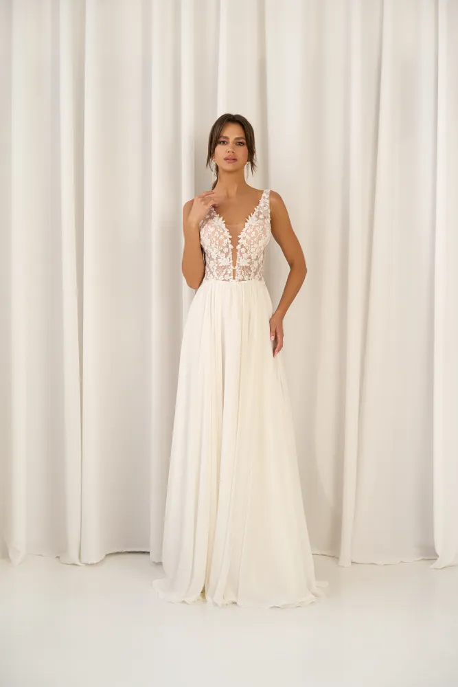 Bild 2 des Brautkleides Melrosé Bridal - Amber 