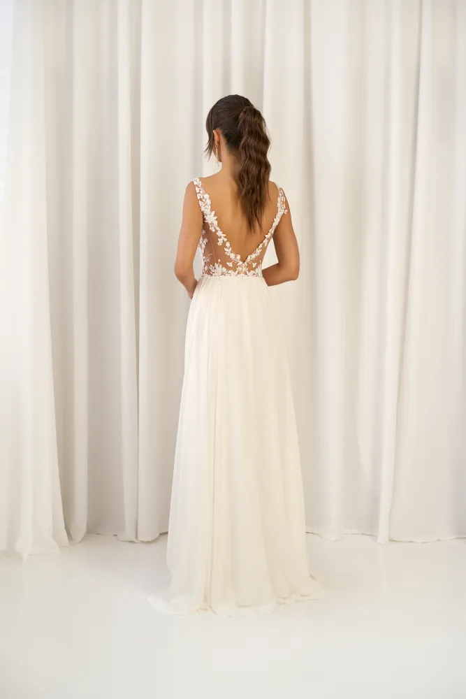 Bild 1 des Brautkleides Melrosé Bridal - Amber 