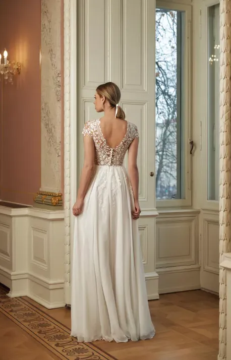 Bild 2 des Brautkleides Annais Bridal - Anetta
