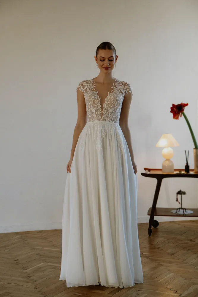 Bild 4 des Brautkleid Annais Bridal - Anetta