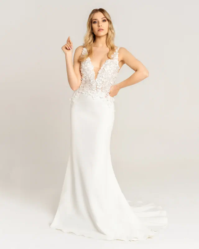 Bild 2 des Brautkleides Melrosé Bridal - Anna