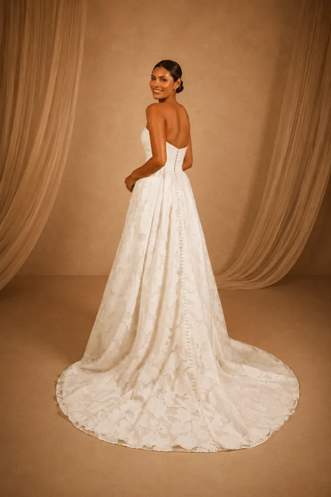 Bild 1 des Brautkleides maleika – bridal couture - Kate | #55279