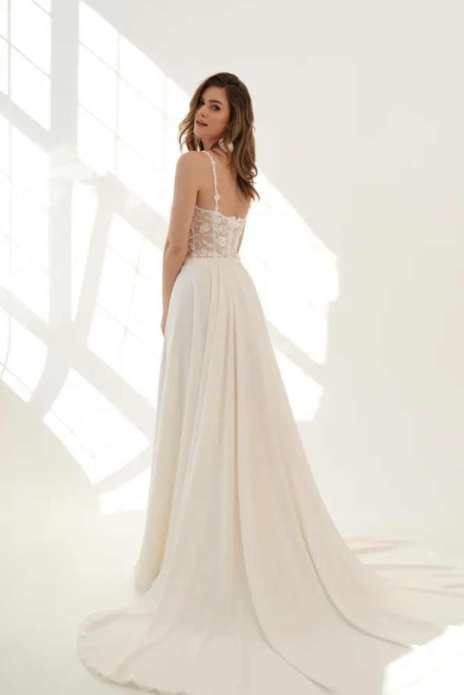 Bild 1 des Brautkleides Melrosé Bridal - Miriam